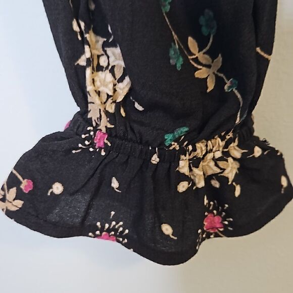 Love Stitch, black printed long sleeved cropped top. Size M. - Picture 4 of 7